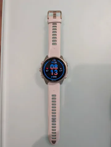 Used Garmin Fenix 8 Amoled Sapphire 43mm 2024 bike — image 2 of 4