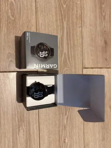 Garmin Venu 4 bike d'occasion — image 2 sur 4