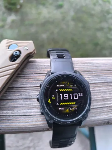 Used Garmin tactix 8 amoled 51 mm bike — image 9 of 10