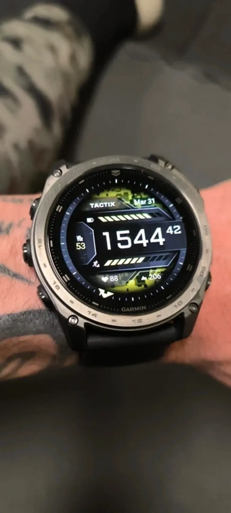 Used Garmin tactix 8 amoled 51 mm bike — image 1 of 10