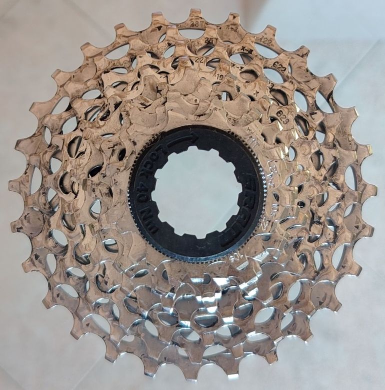 Used Sram PG-1030 bike — image 2 of 3