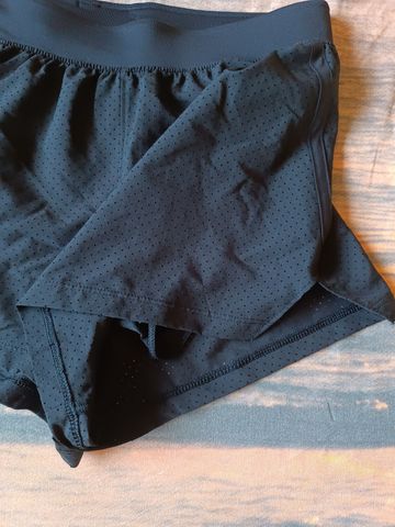 Brugt Under Armour Running Shorts bike — billede 2 af 5