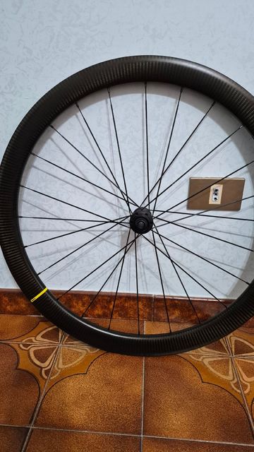 Used Mavic Cosmic SL 45 2023 bike — image 2 of 7