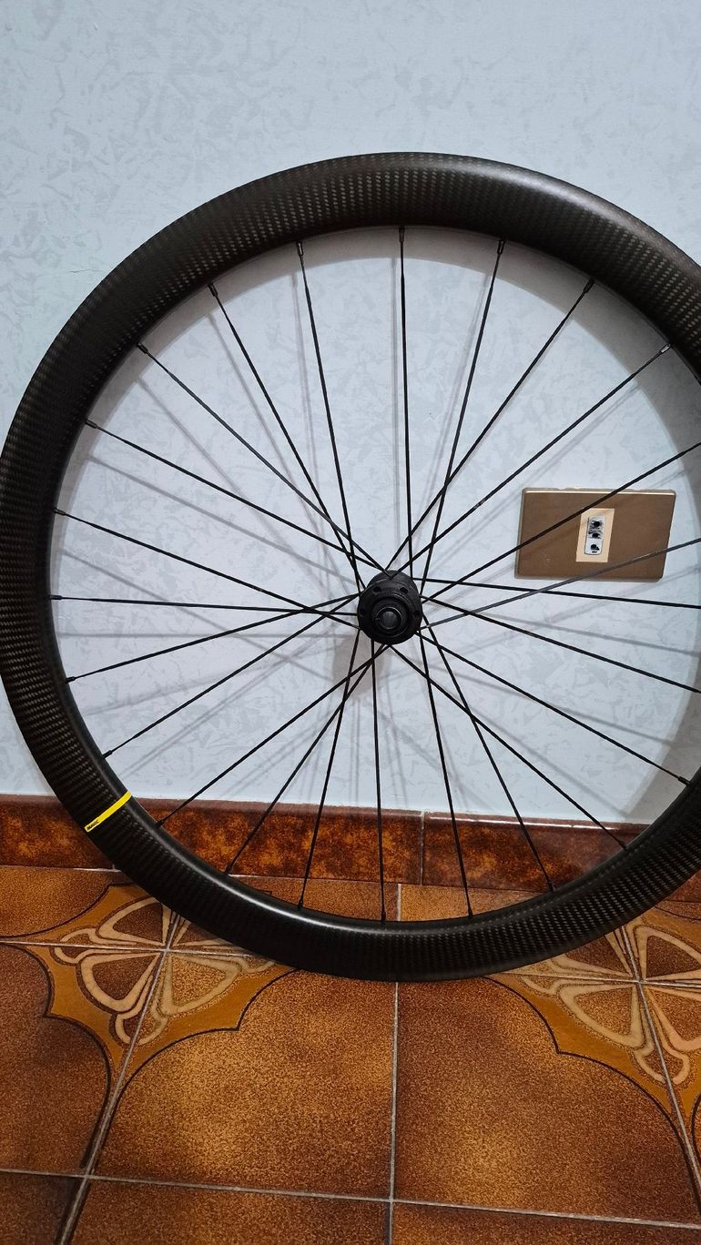 Used Mavic Cosmic SL 45 2023 bike — image 2 of 7