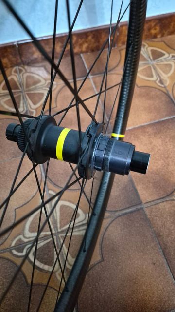 Used Mavic Cosmic SL 45 2023 bike — image 4 of 7