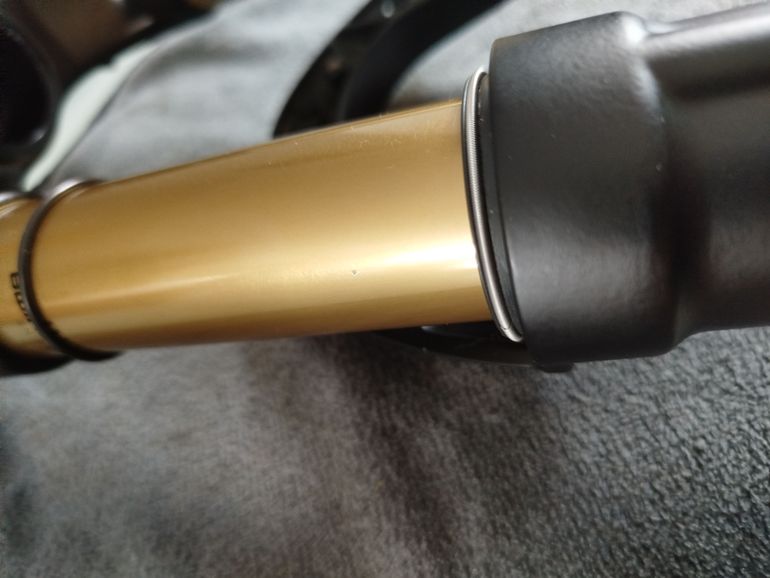 Used Fox 34 Factory Fork 2022 bike — image 6 of 7