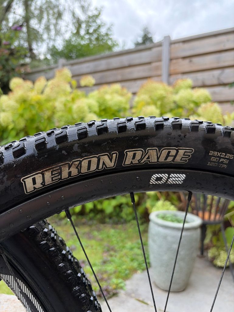 Used Scope O2 2021 bike — image 3 of 8
