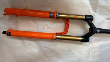 Fox 36 Grip2 2020 bike de segunda mano — imagen 2 de 5