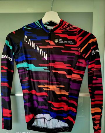Used Rapha Canyon Souplesse Jersey 2023 bike — image 1 of 4