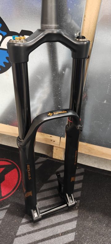 Used Formula Selva S Fork 2022 bike — image 3 of 4