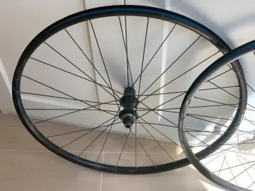 Used Shimano RS DISC bike — image 2 of 6