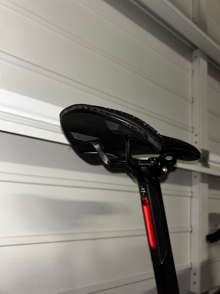 Fizik Vento Antares R1 Adaptive 2026 bike d'occasion — image 8 sur 8