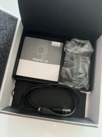 Used Garmin Vivoactive 4S bike — image 3 of 4