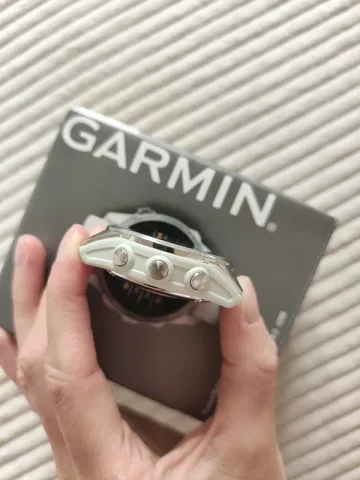 Used Garmin Epix 2 bike — image 5 of 6