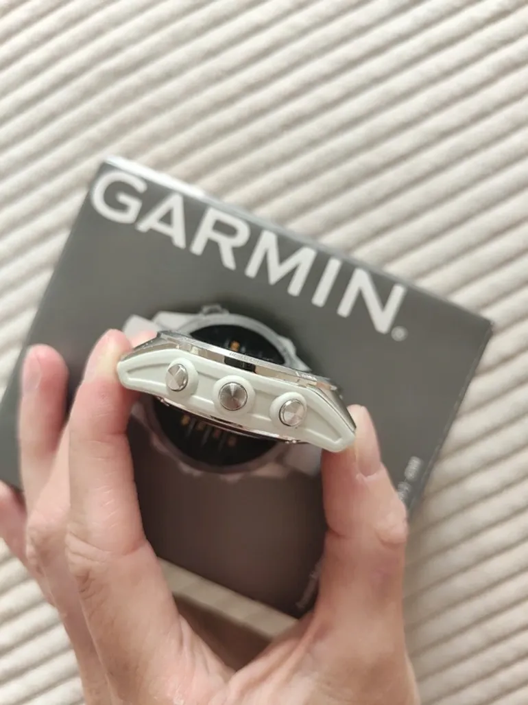 Used Garmin Epix 2 bike — image 5 of 6