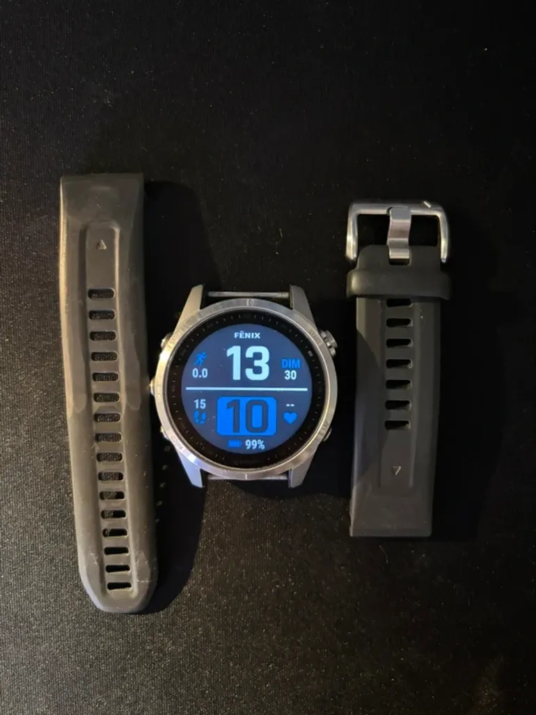 Used Garmin Fenix 7s bike — image 2 of 4