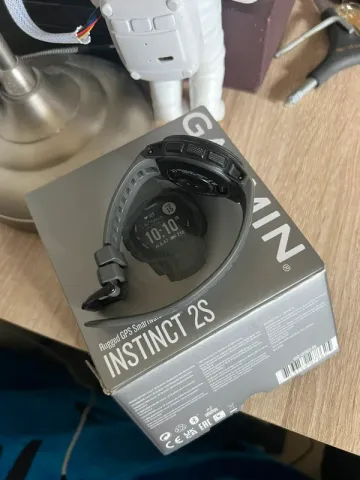 Used Garmin Instinct 2S bike — image 8 of 11