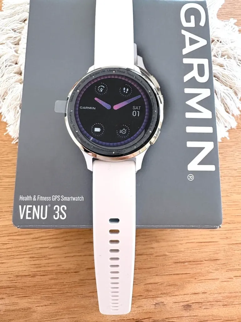 Used Garmin Venu 3S bike — image 2 of 4