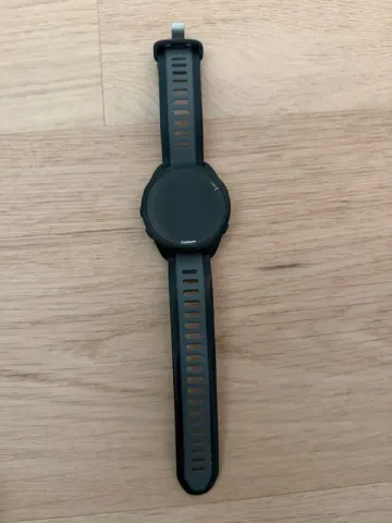 Used Garmin Forerunner 165 bike — image 1 of 4