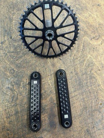 Używany INGRID Gravel 2024 Drivetrain & Pedals
