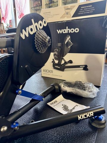 Käytetty Wahoo V6 2024 Saddles & Seatposts