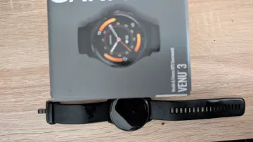 Garmin Venu 3 bike d'occasion — image 1 sur 3