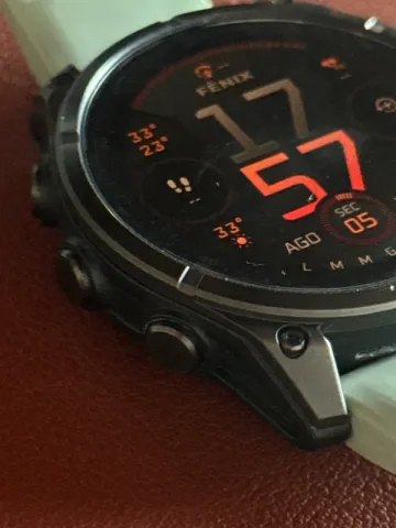 Used Garmin Fenix 8 2025 bike — image 3 of 6