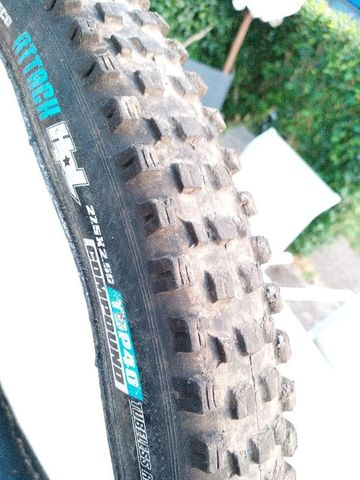 Używany Vee Tires Attack hpl Dh Case bike — zdjęcie 7 z 11