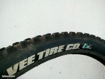 Vee Tires Attack hpl Dh Case Tyres & Tubes de segunda mano