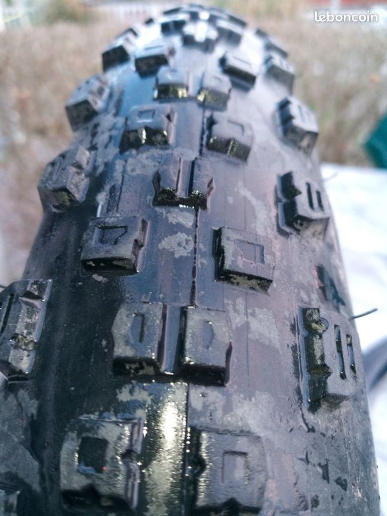 Used Hutchinson taïpan,koloss et toro koloss bike — image 6 of 8