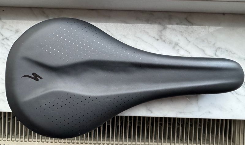Brugt Specialized Bridge Sport 2022 Saddles & Seatposts