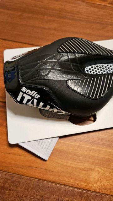 Gebrauchtes Selle Italia kronos kit carbonio flow 2025 bike — Bild 3 von 4