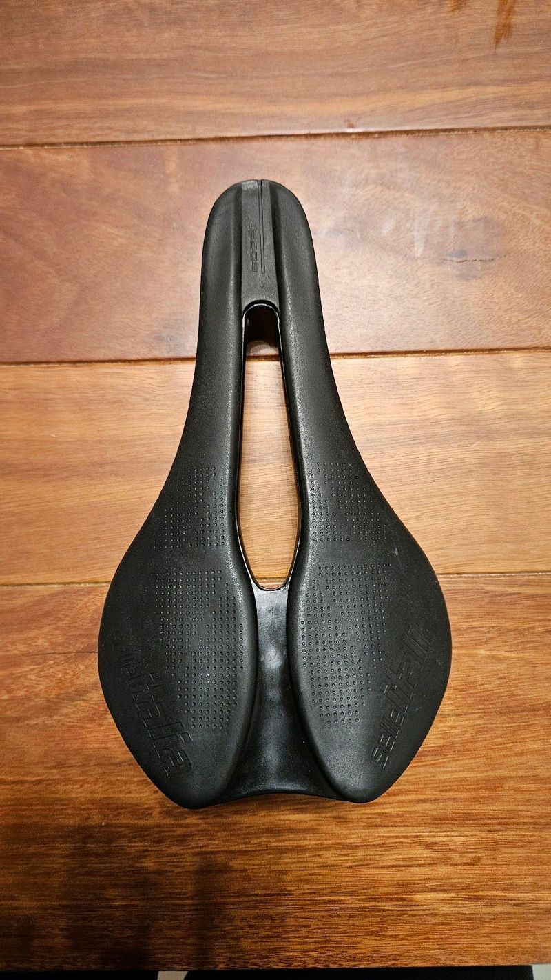Used Selle Italia x boost 2023 Saddles & Seatposts