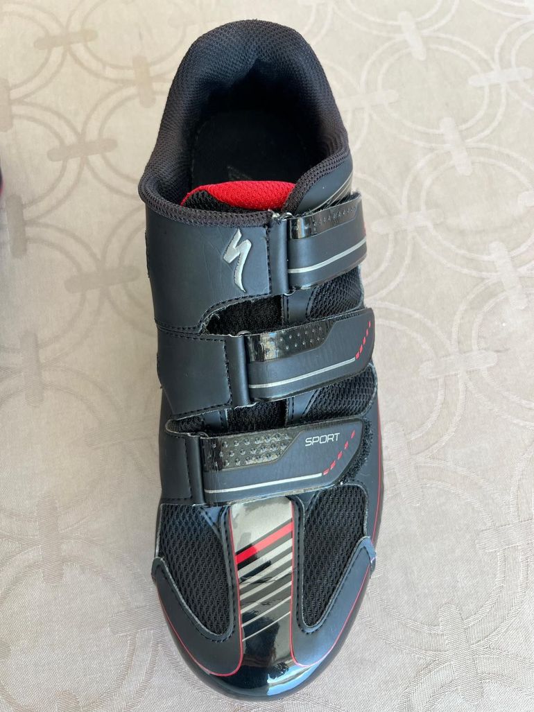 Used Specialized sport 2014 bike — image 2 of 8