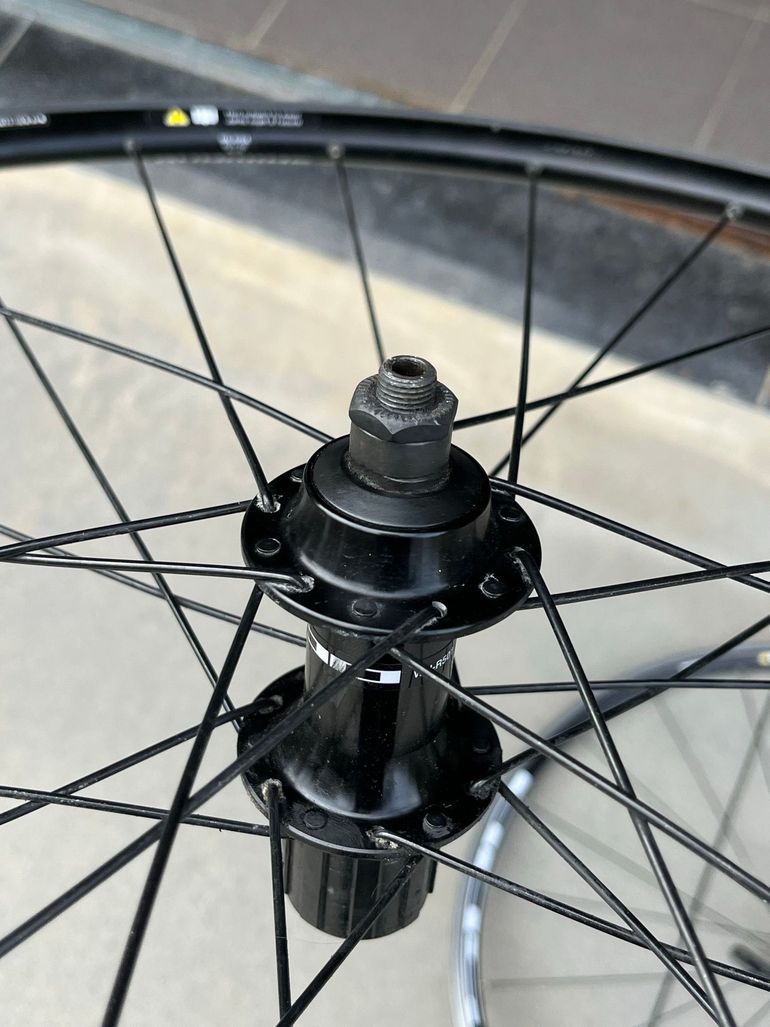Used Shimano WH-R501 Wheelset – $ 97 | buycycle