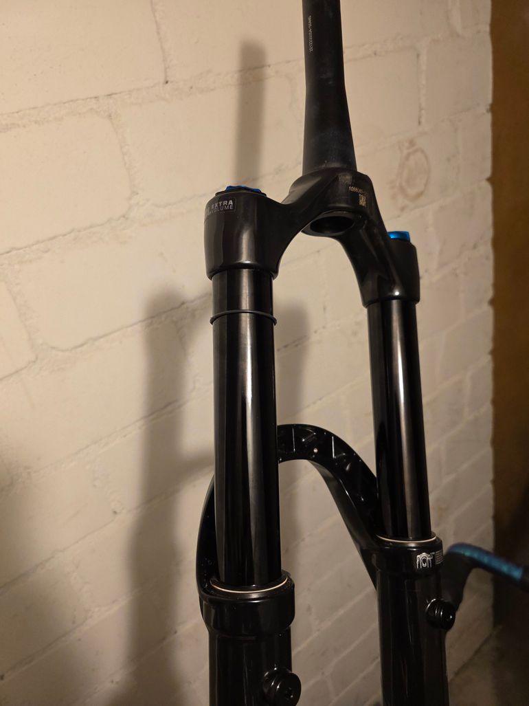 Gebrauchtes Fox 38 float 2023 bike — Bild 14 von 20