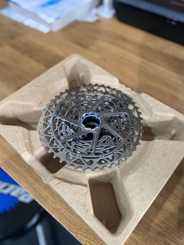 Used Sram Rival XPLR 2025 bike — image 2 of 2