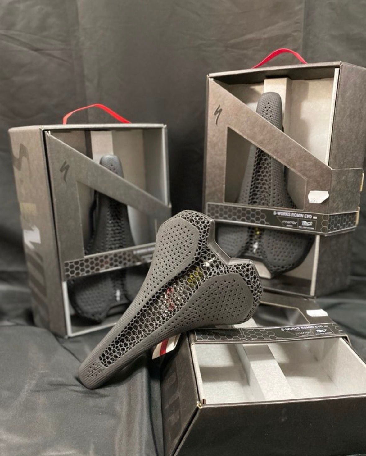 パーツ SPECIALIZED S-WORKS ROMIN EVO MIRROR Used Specialized S-Works Romin Evo Mirror – Ft 99,843 | buycycle