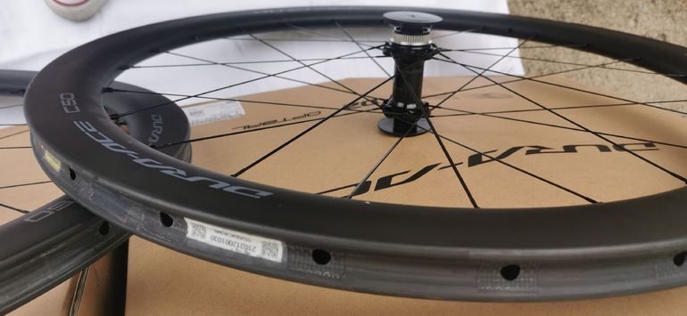 Shimano C50 boyaux 2024 bike d'occasion — image 3 sur 4