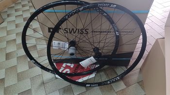Tweedehands Dt Swiss M 1900 SP 29 CL 25 12/142 POST 15X/100 ANT 2020 Wheels