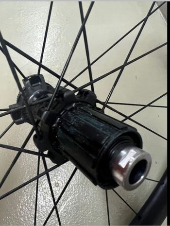 Used Ultegra ruedas carbono ultegra c60 2024 bike — image 3 of 5