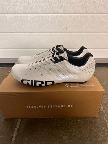Used Giro Giro Empire Lace 43 2024 bike — image 4 of 5