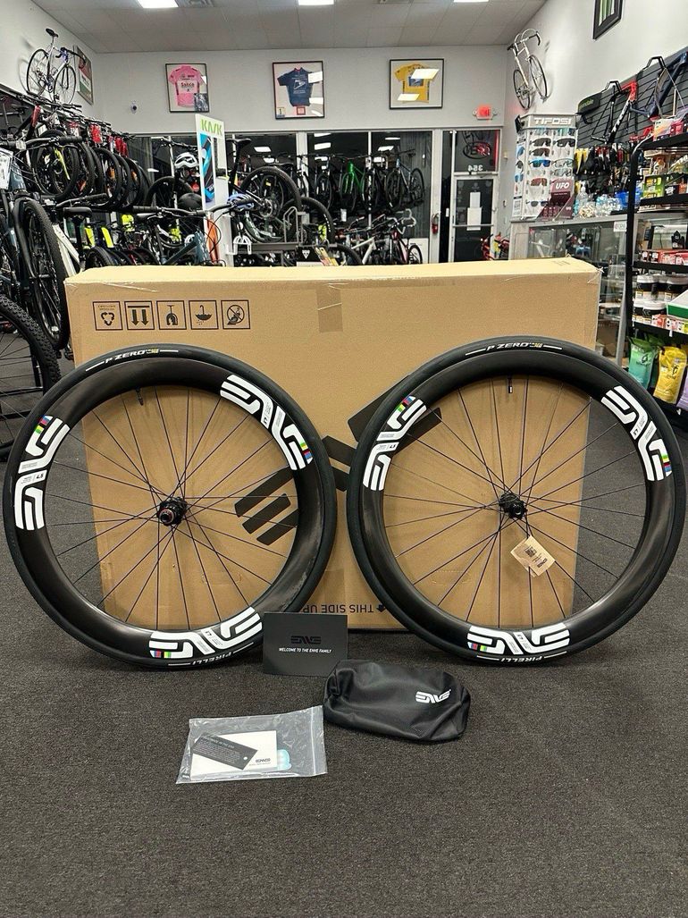 Used Enve 4.5 Enve Edition Pogacar Edition world champion 2025 2025 bike — image 1 of 6