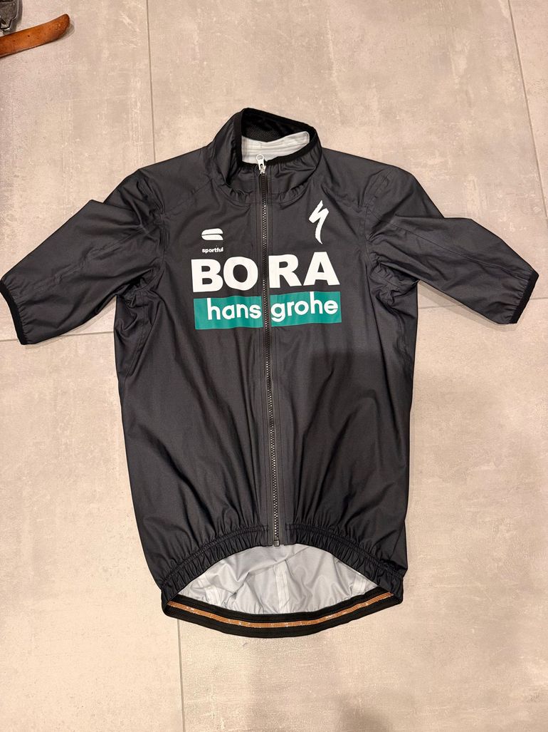 Used Sportful Bora-hansgrohe Regenjacke – € 49 | buycycle
