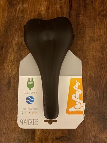 SQlab 612 Ergowave Active 2.1 2025 Saddles & Seatposts usato
