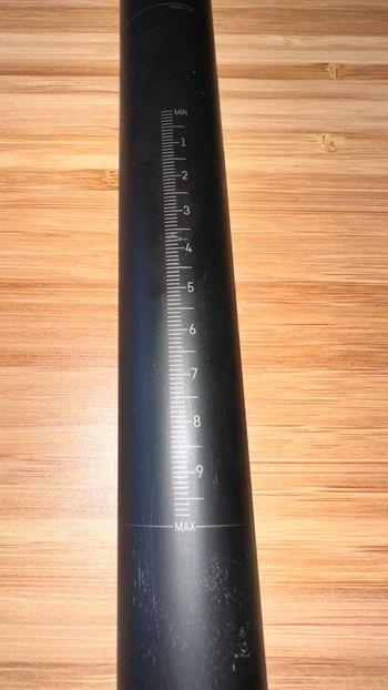 Used Canyon SP59 VCLS 2.0 CF Seatpost 2023 bike — image 2 of 9