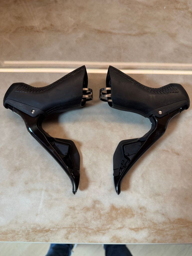 Used Shimano Dura-Ace Di2 ST-R9150 STI Shifters – kr 2,107 | buycycle