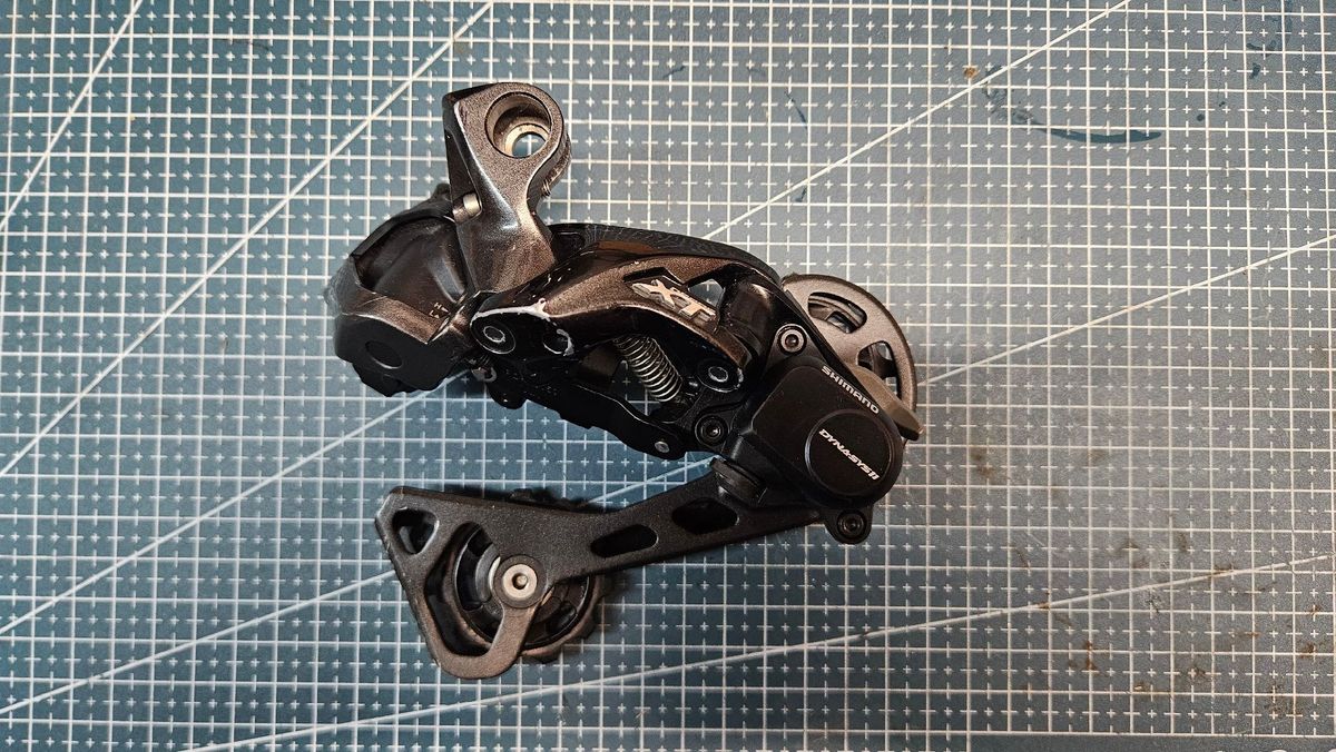 Used Shimano Deore XT Di2 RD-M8050-GS – € 100 | buycycle