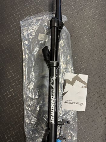 Used Marzocchi Bomber Z2 150mm 27.5/29 2023 bike — image 2 of 3