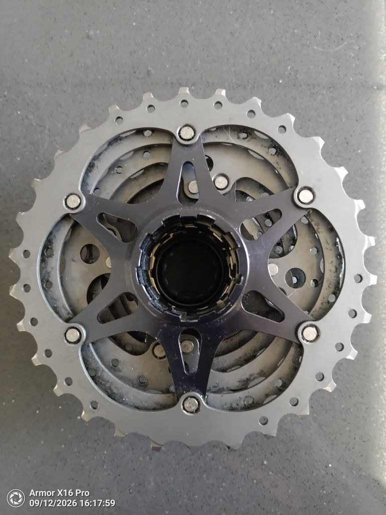 Used Shimano Dura Ace CS-R9100 – € 95 | buycycle